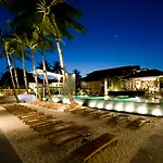 Sareeraya Villas & Suites 